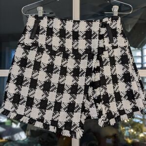 Venus Tweed Plaid Skort Size 2